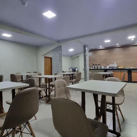 Executive Hotel Aguas Lindas Go Aguas Lindas de Goias Exterior photo