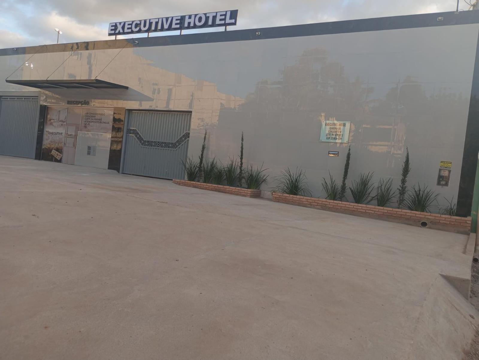 Executive Hotel Aguas Lindas Go Aguas Lindas de Goias Exterior photo