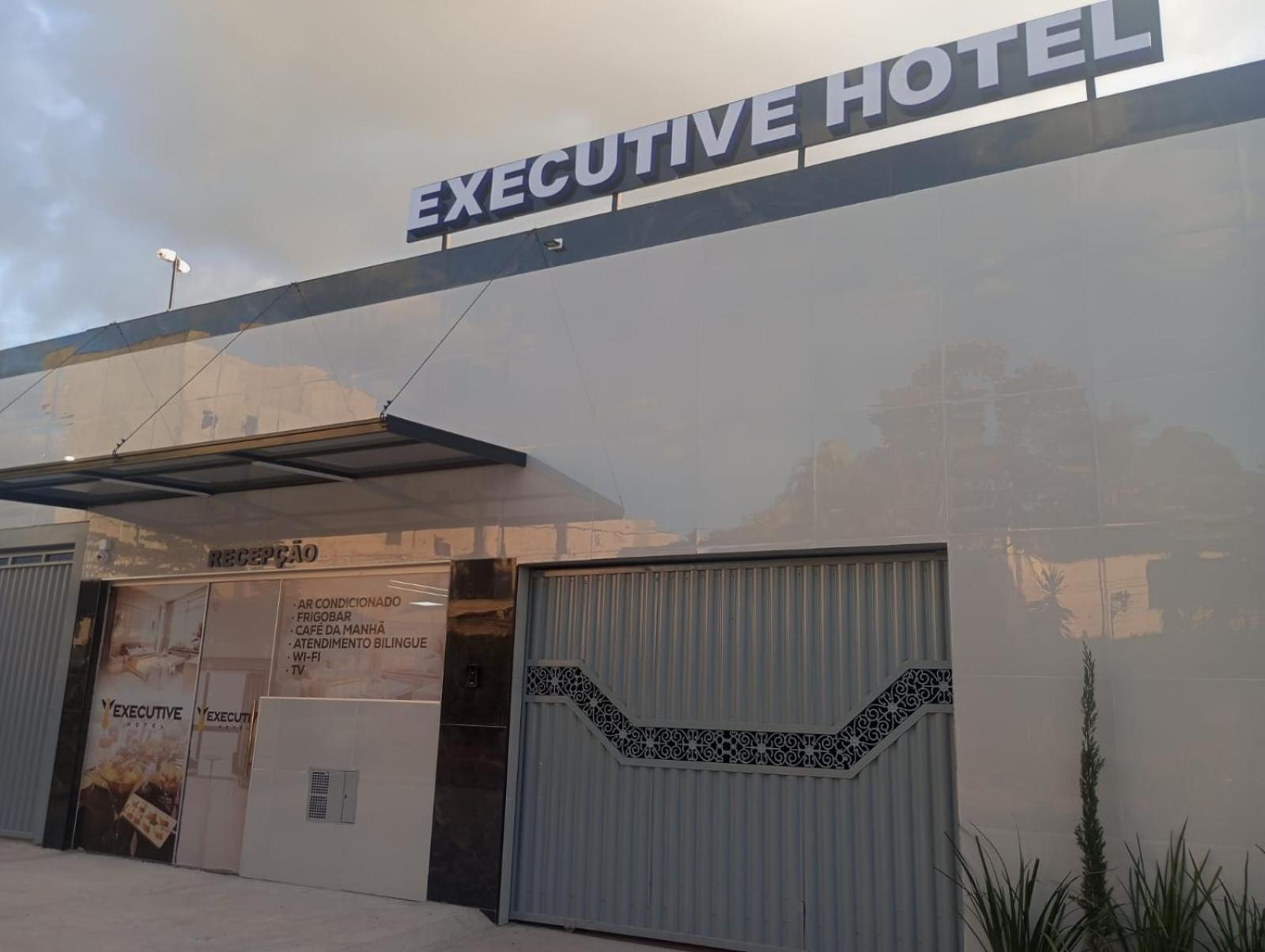 Executive Hotel Aguas Lindas Go Aguas Lindas de Goias Exterior photo