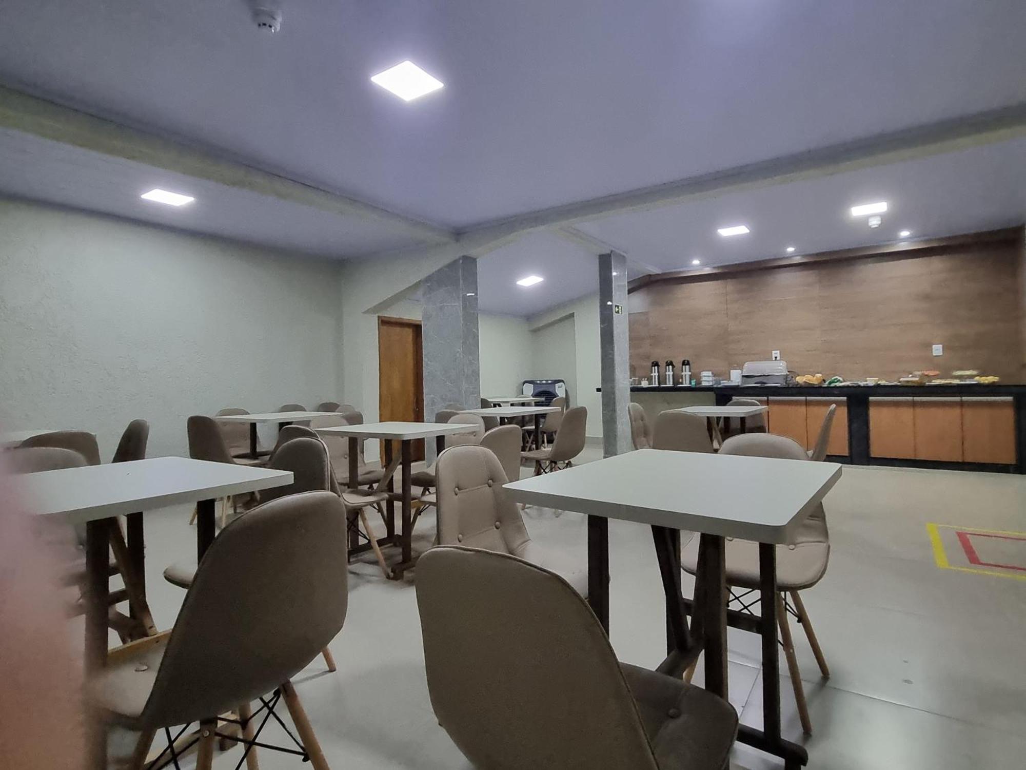 Executive Hotel Aguas Lindas Go Aguas Lindas de Goias Exterior photo